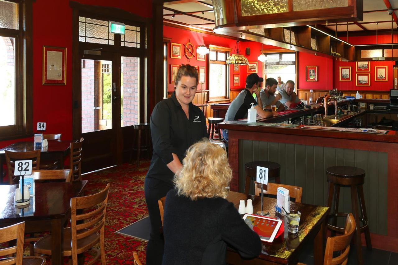 Kermandie Hotel Port Huon Екстериор снимка