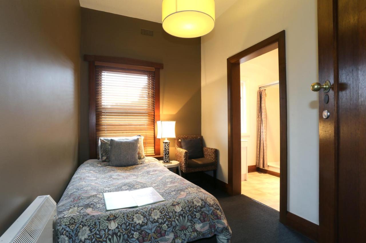 Kermandie Hotel Port Huon Екстериор снимка