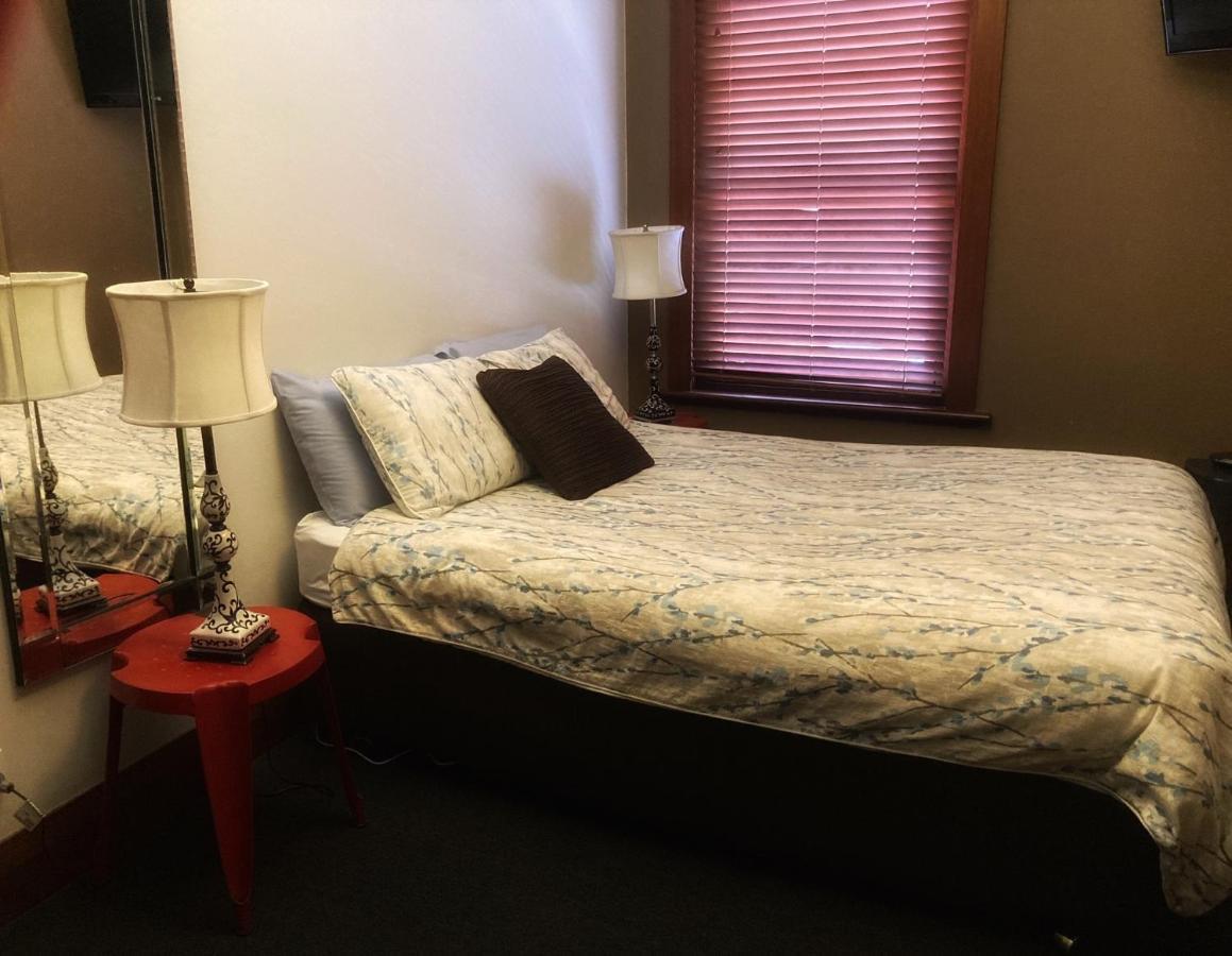 Kermandie Hotel Port Huon Екстериор снимка