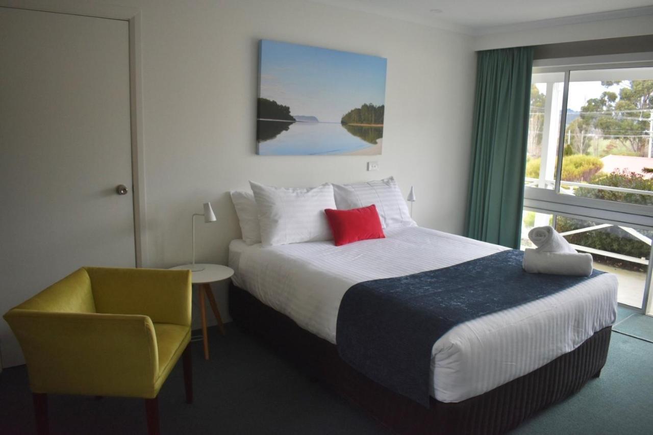 Kermandie Hotel Port Huon Екстериор снимка