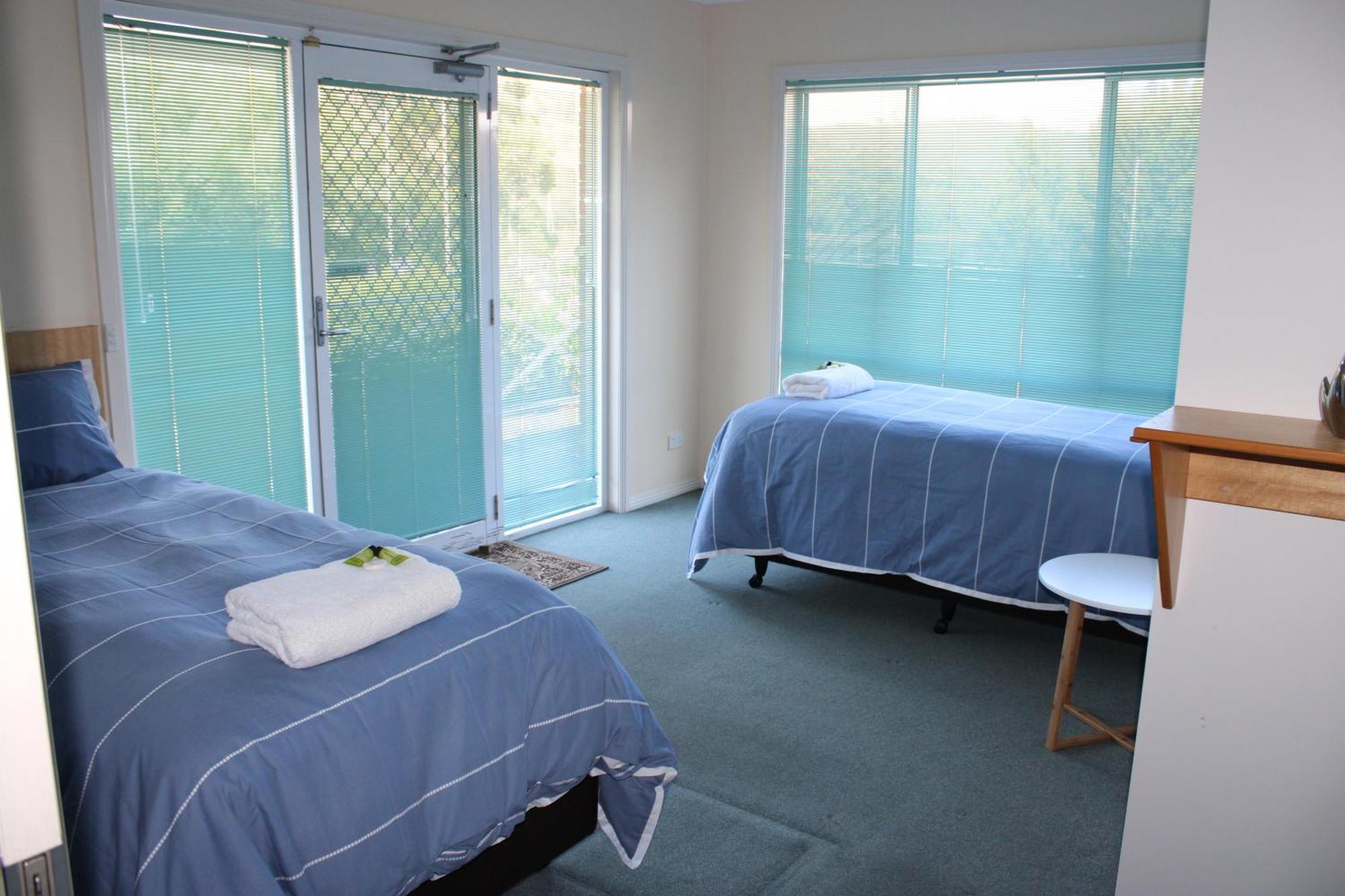 Kermandie Hotel Port Huon Екстериор снимка