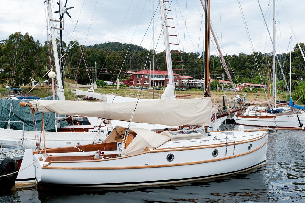 Kermandie Hotel Port Huon Стая снимка